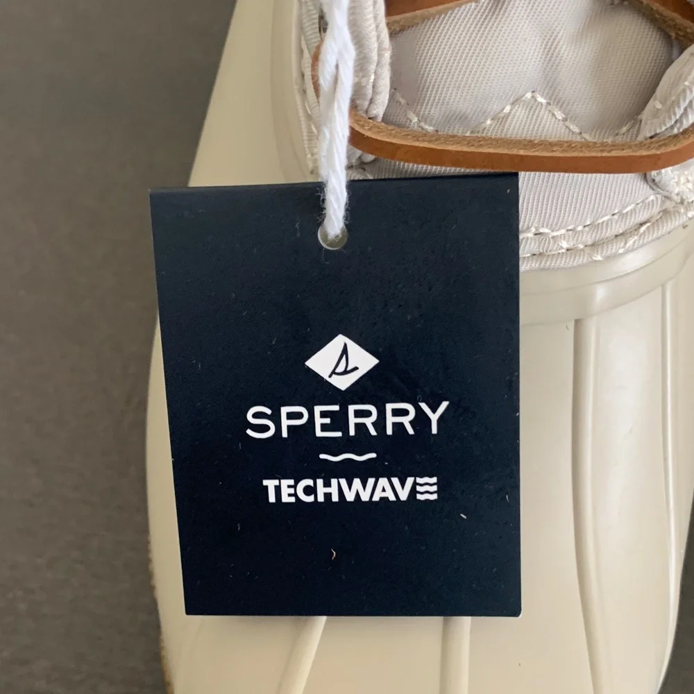 Sperry Women's Ankle Boots in Cream and Tan - Picture 13 of 16